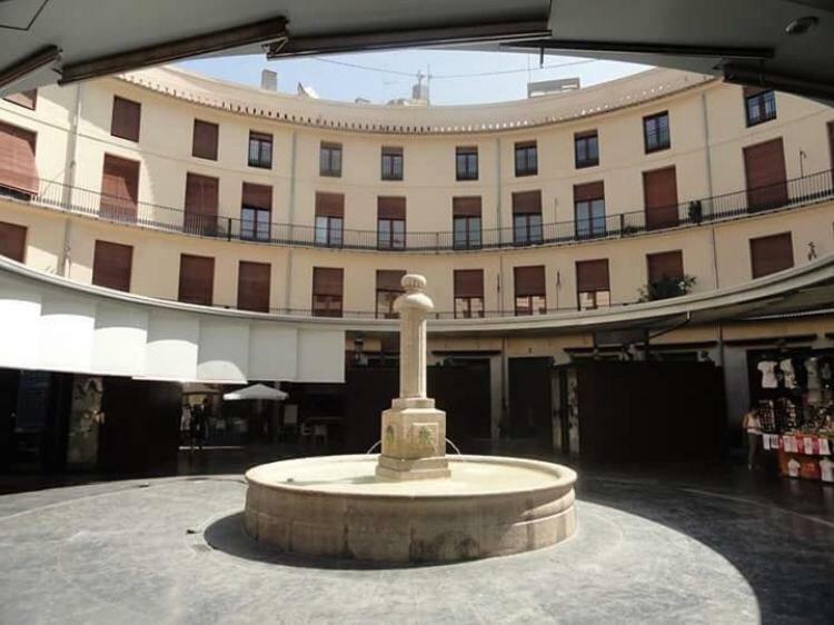 Mediterranean Flats Plaza Redonda Valencia Exteriör bild
